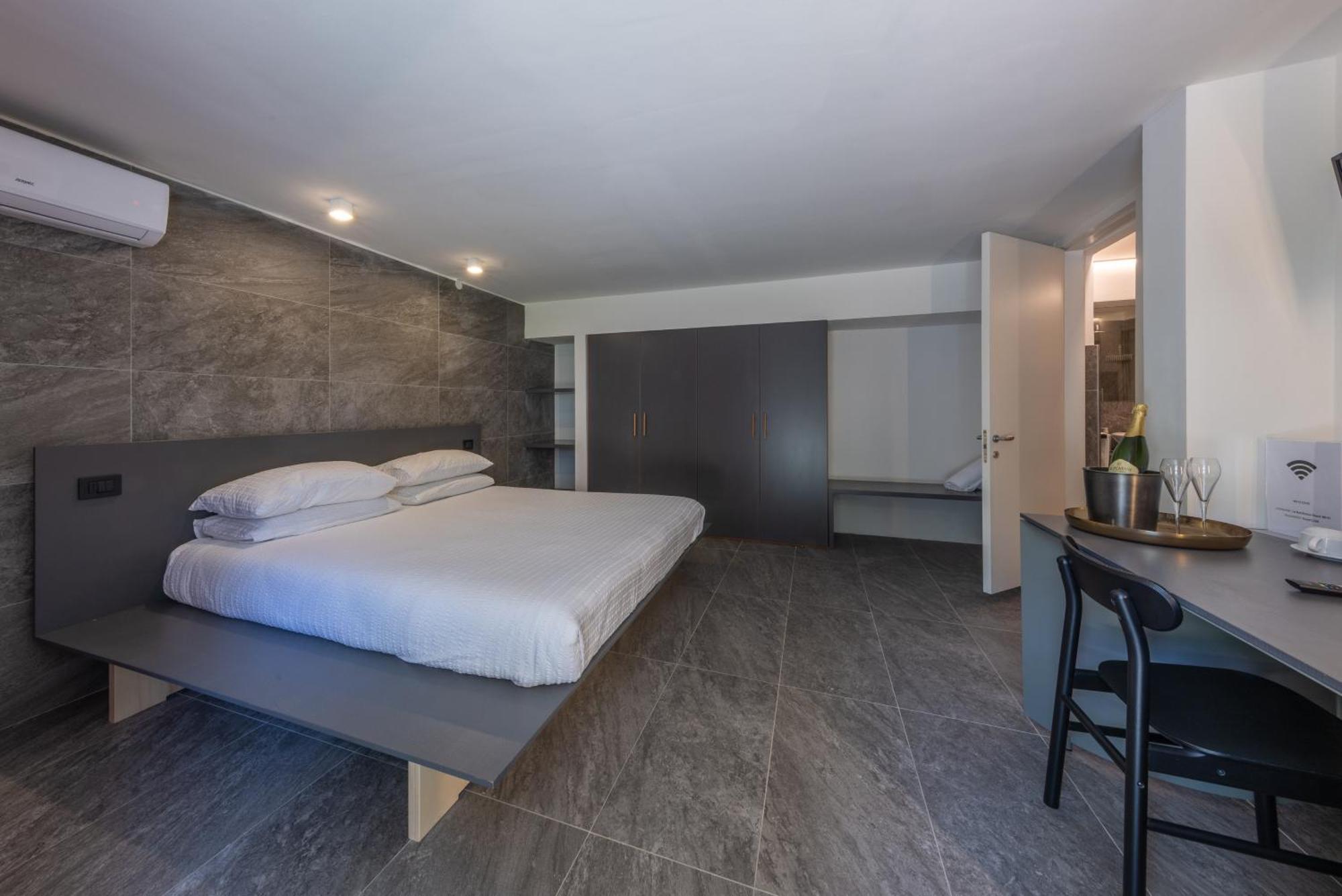 La Barchessa Loft & Rooms - Free Parking Trento Exterior photo